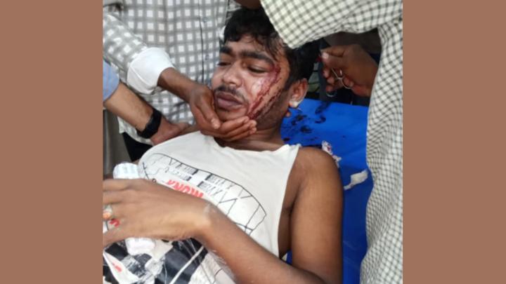 বরগুনার আমতলীতে জমি নিয়ে বিরোধে দুই পক্ষের সংঘর্ষে আহত ১৫